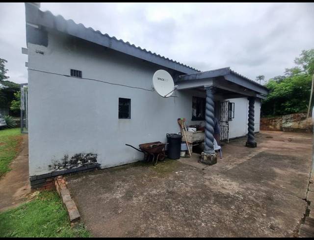 3 BEDROOM HOUSE FOR SALE IN MONTCLAIR